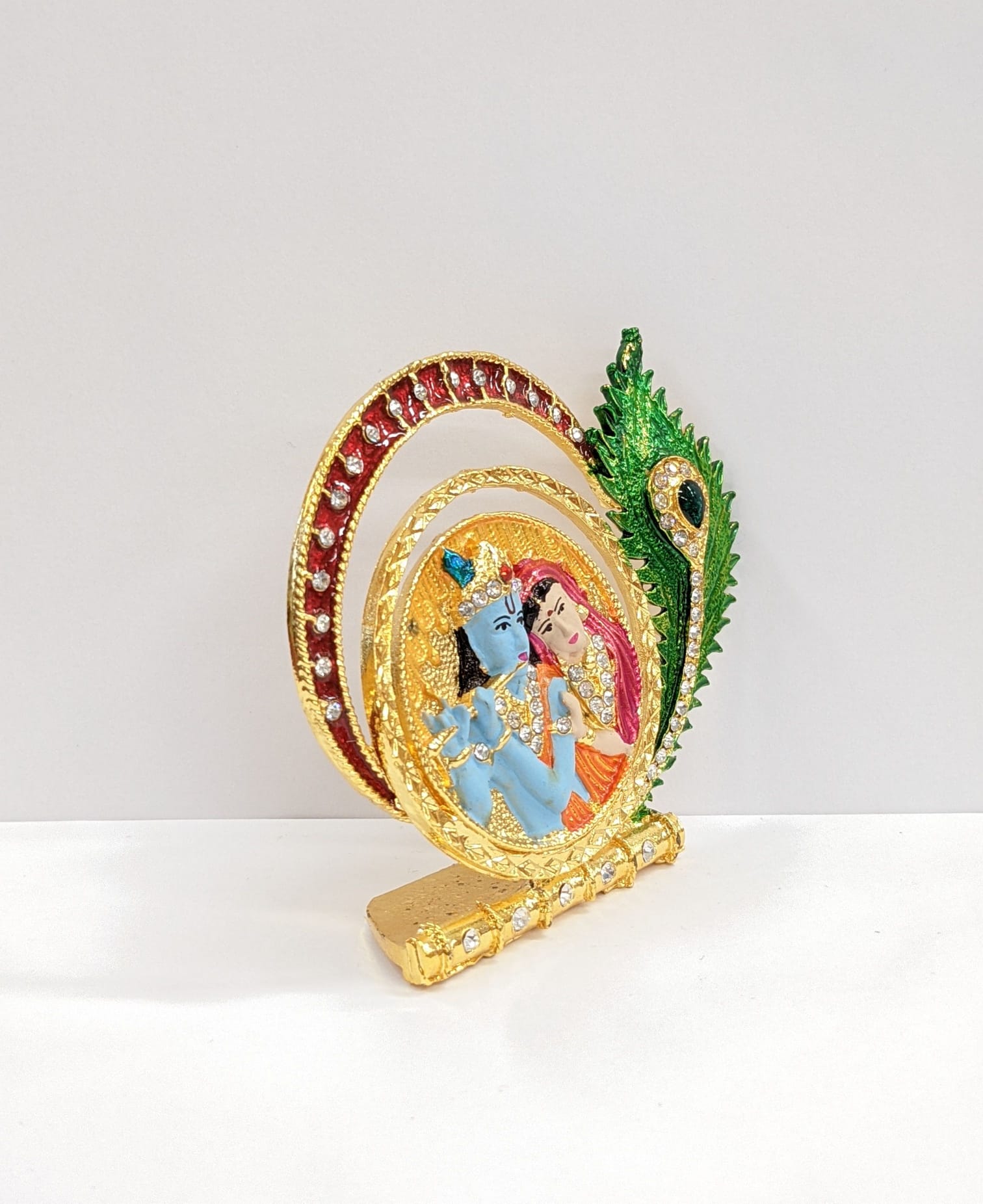 side view Image of Radha Krishna Car Dashboard Idol