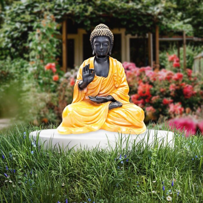 Large statue of a Meditating Buddha