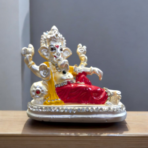 Image of a Perfect Ganesha Car Dashboard Idol