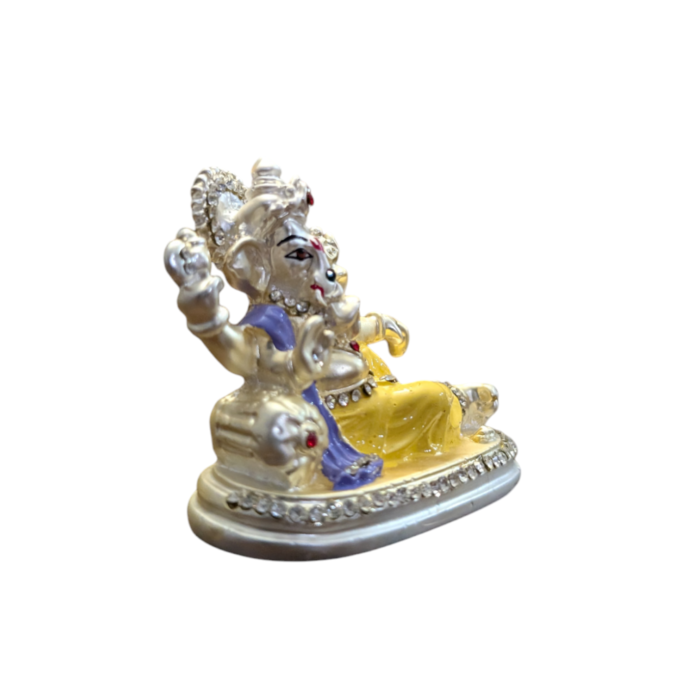 Image of a Perfect Ganesha Car Dashboard Idol