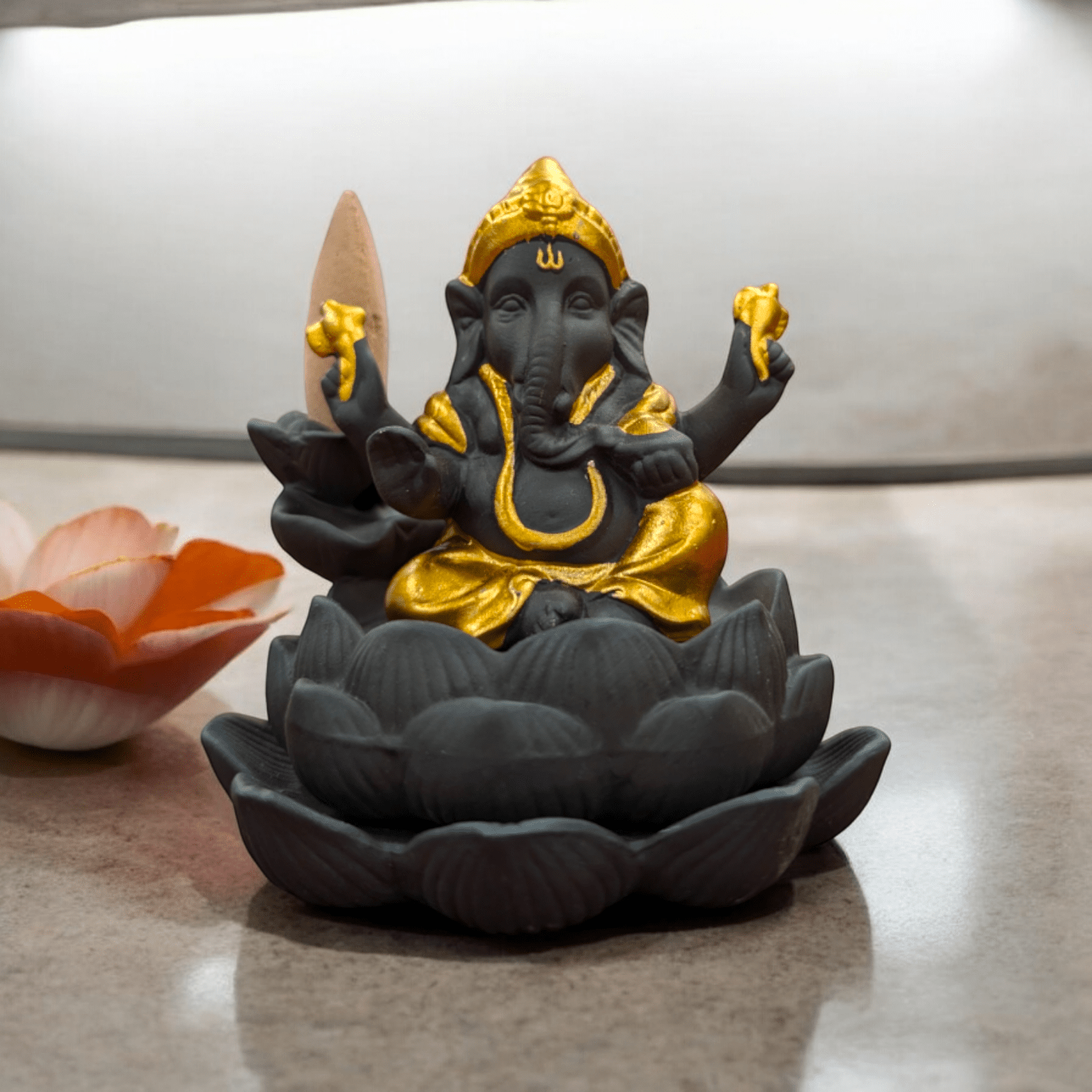 Fog fountain - Ganesha Perfect sized Ganesh Backflow Incense Holder - smoke fountain for your living room decor