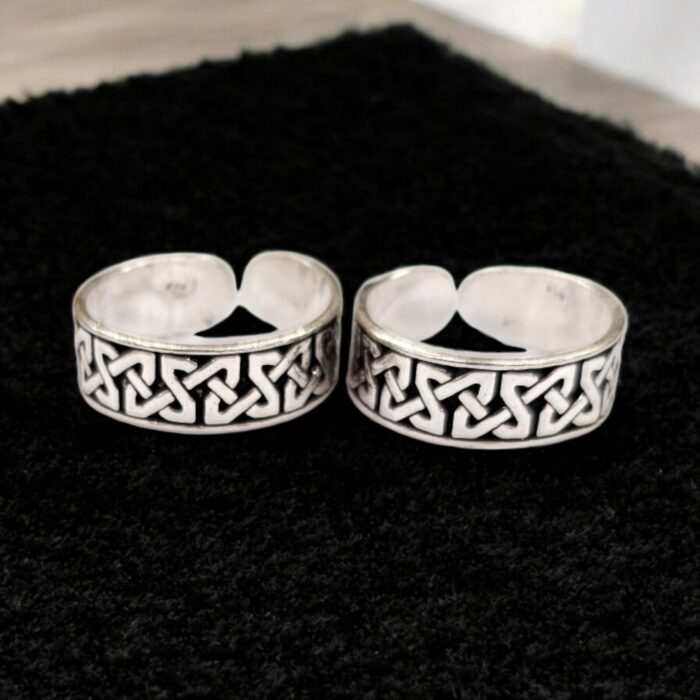 Celtic Knot - Pure Silver Toe rings