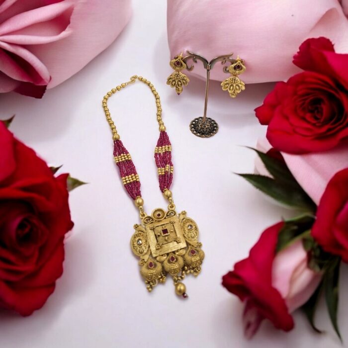 Traditional Indian Necklace Set – Gold & Ruby | Ethnic Indian Jewelry