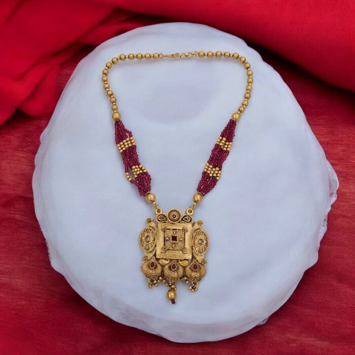 Traditional Indian Necklace Set – Gold & Ruby | Ethnic Indian Jewelry