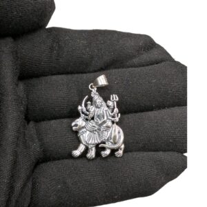 Real Position and size of Silver Pendant