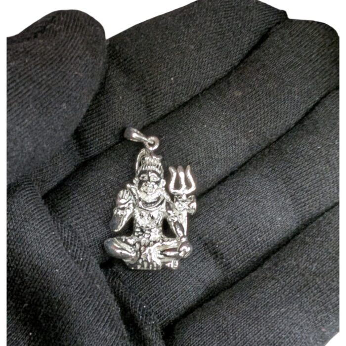 Real life look and size of the silver shiva pendant