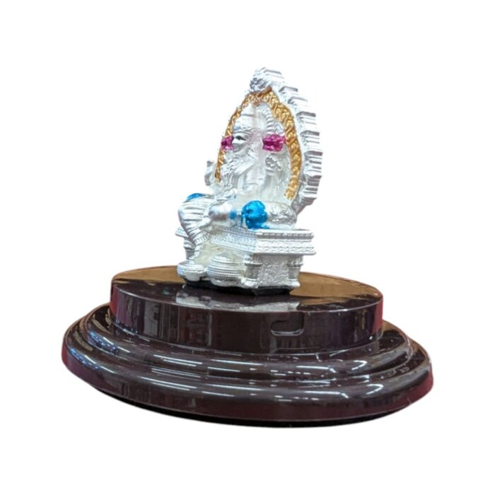 Side view of Pure silver Lakshmi idol | Silver Statue of Laxmi