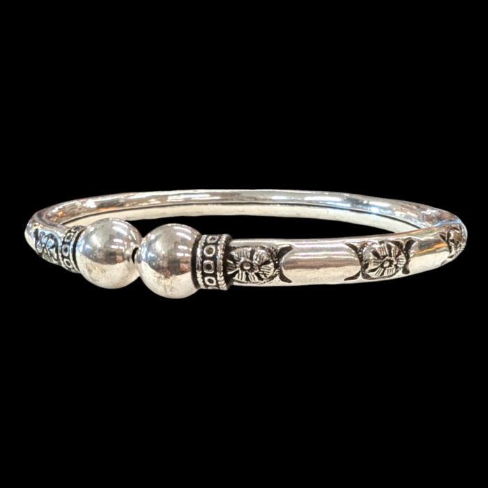 Close up of 925 Sterling Silver Anklet | Adjustable sterling silver Ankle bracelet