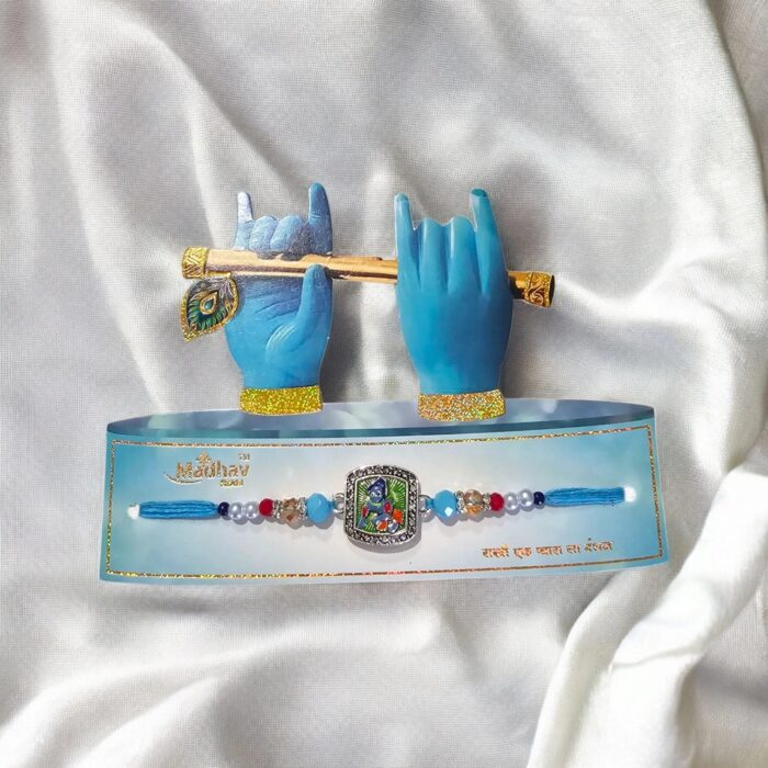 Beautiful packaging for this rakhi with krishna emblem