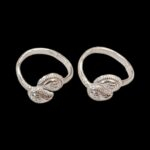 Top view of silver toe rings