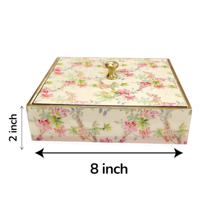 Dimensions of the dry fruit box
