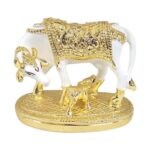 Close up of Gold Plated Kamdhenu - Cow and Calf | Small Idol