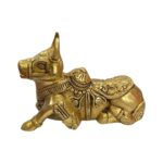 Top profile view of Nandi Bull Idol