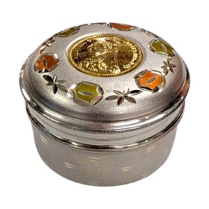 Side profile view of pure silver box | small trinket box