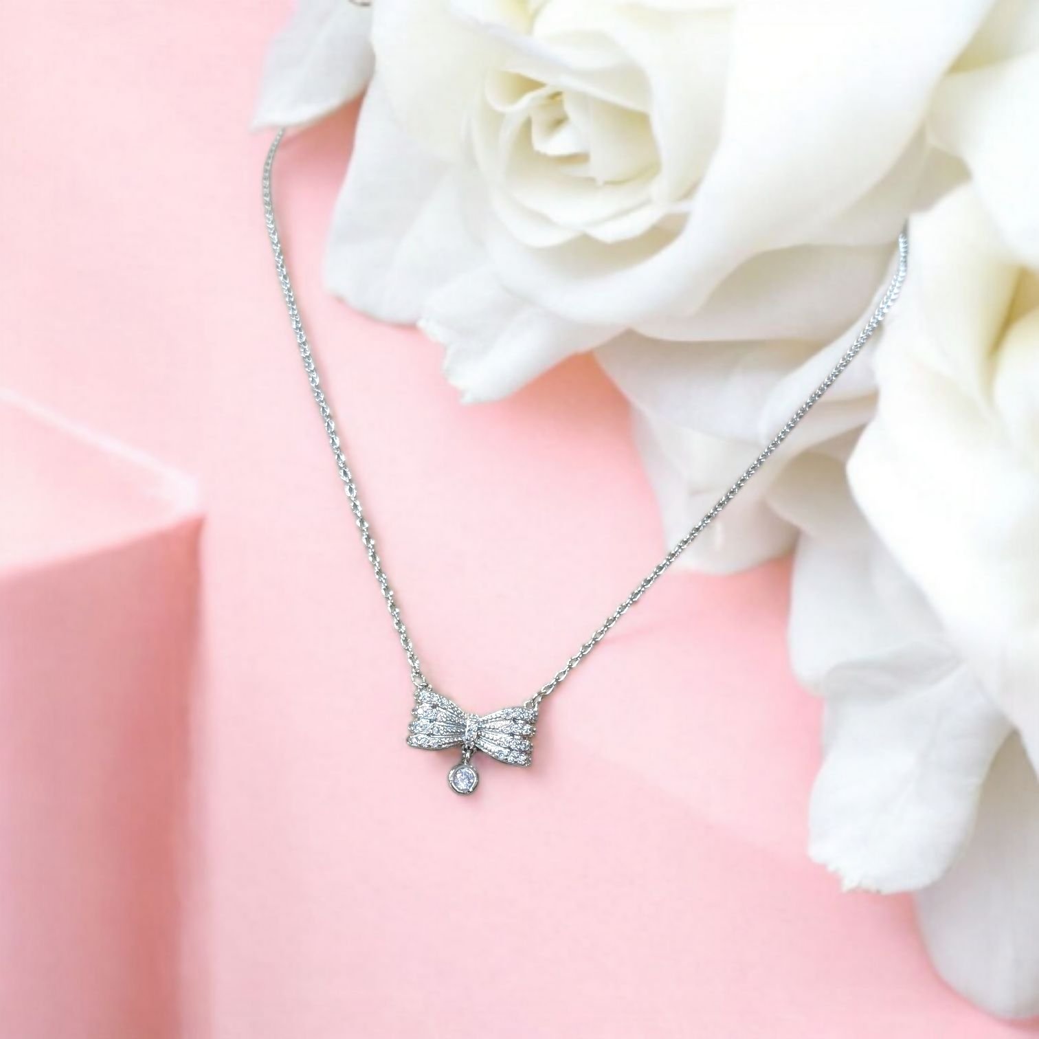 PXL_20251126_225050670~2 (1).jpg Metal chain pendant necklace - SD - Image 1