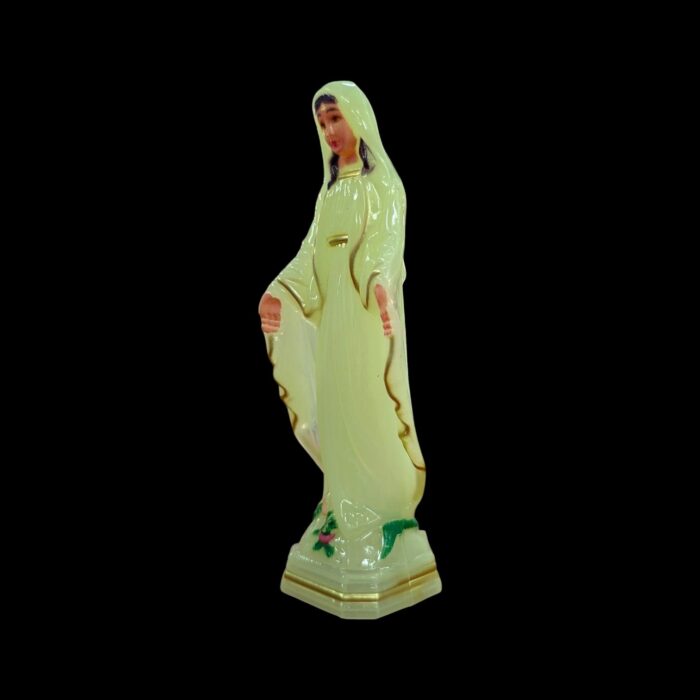 Side profile view of Virgin Mary Statue