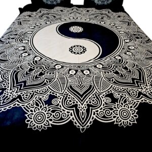 Close up of the Mandla Ying yang cotton bedsheet