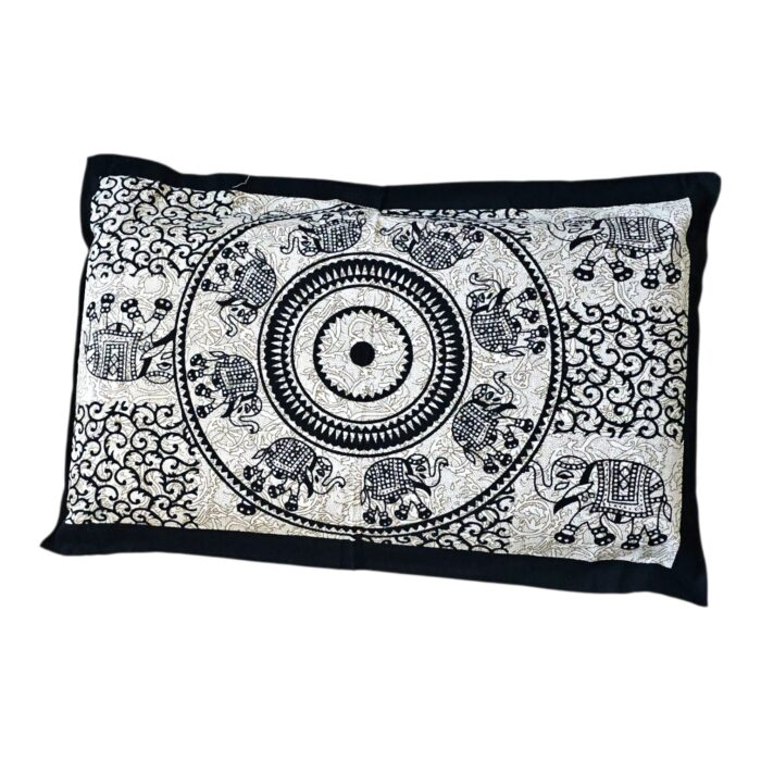 Close up of Printed cotton Pillow Case
