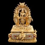 Detailed engraving of Ram Darbar on the lid of the matte finish kumkum box