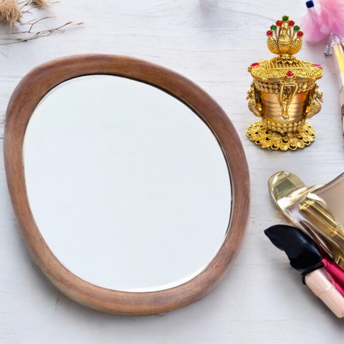 Peacock Themed Kumkum Box - Image 3