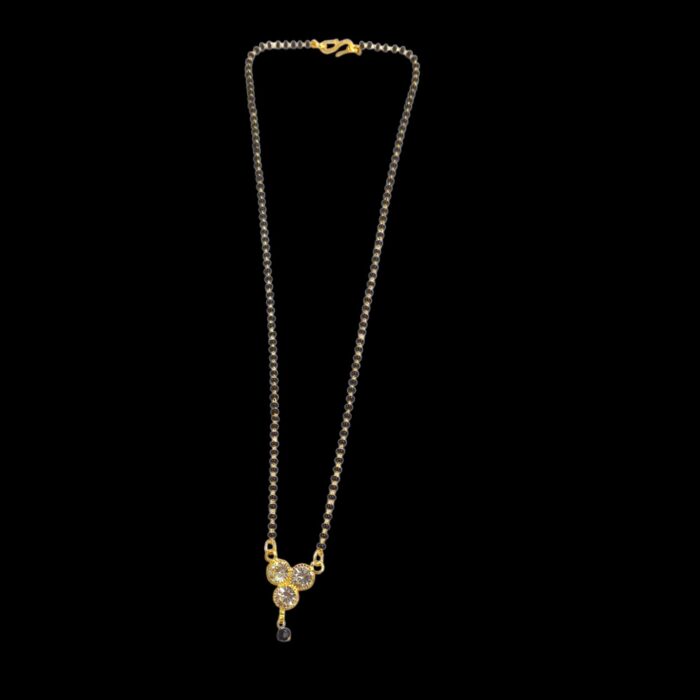 Elegant mangalsutra for everyday wearing