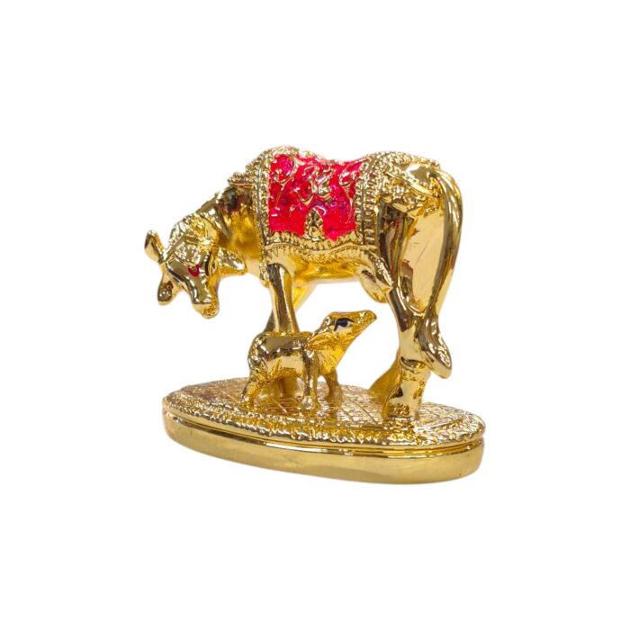 Side profile view of Cow and calf idol - Kamdhenu Statue